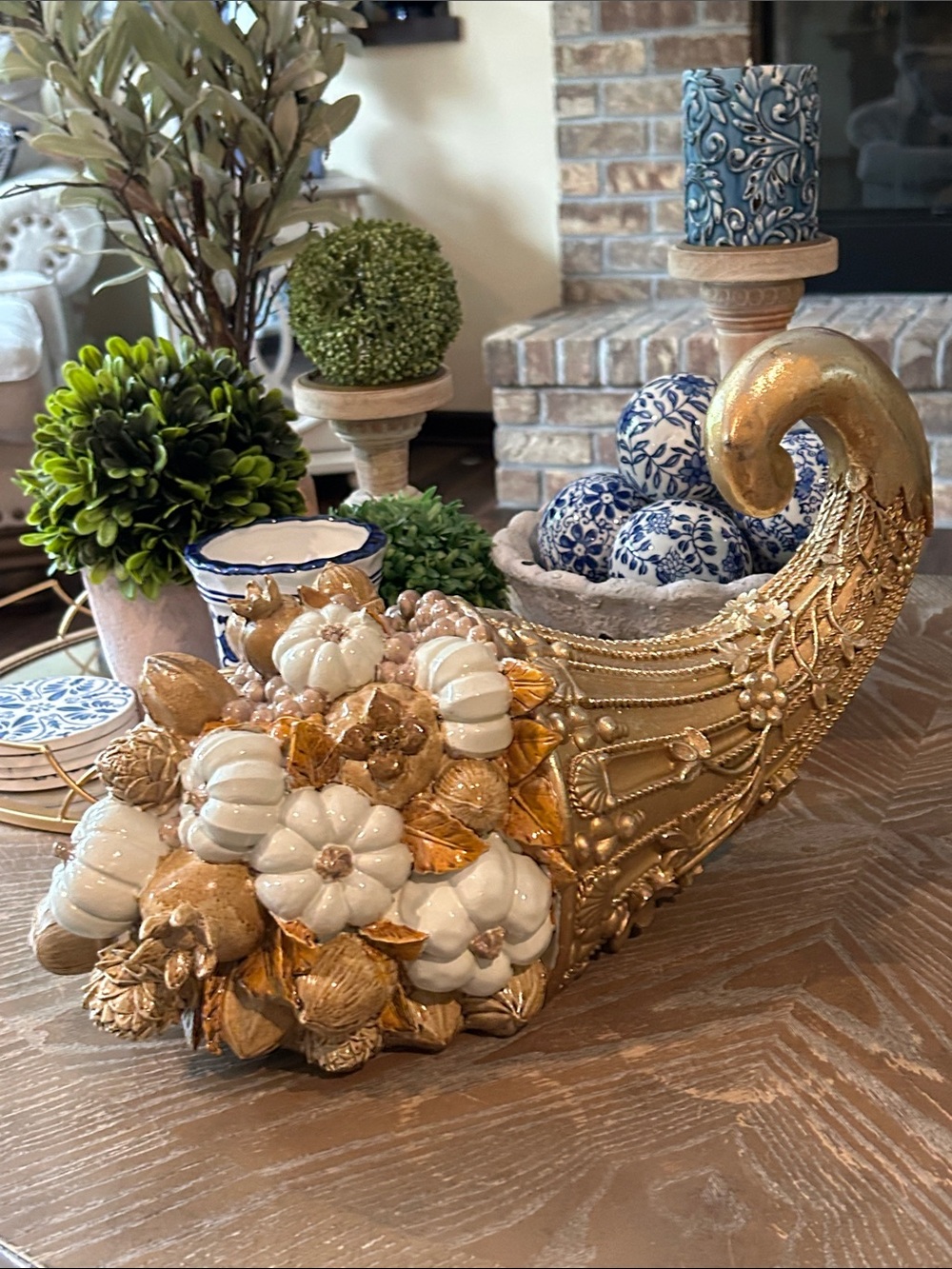 NEW! Vintage Inspired Gold & Cream Fall Harvest Pumpkin Cornucopia Centerpiece - Picture 10 of 10